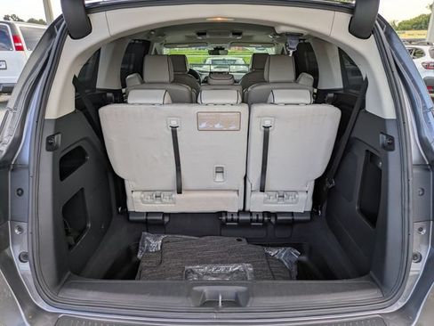 Used 2025 Honda Odyssey Touring image 12