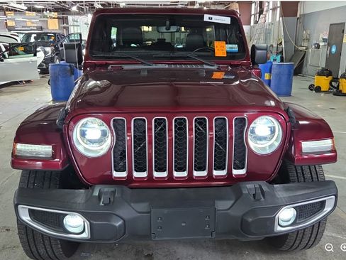 Used 2021 Jeep Wrangler Unlimited Sahara w/ Cold Weather Group AWD/4WD image 7