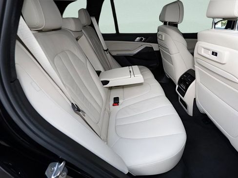 Used 2020 BMW X5 sDrive40i w/ Convenience Package image 15