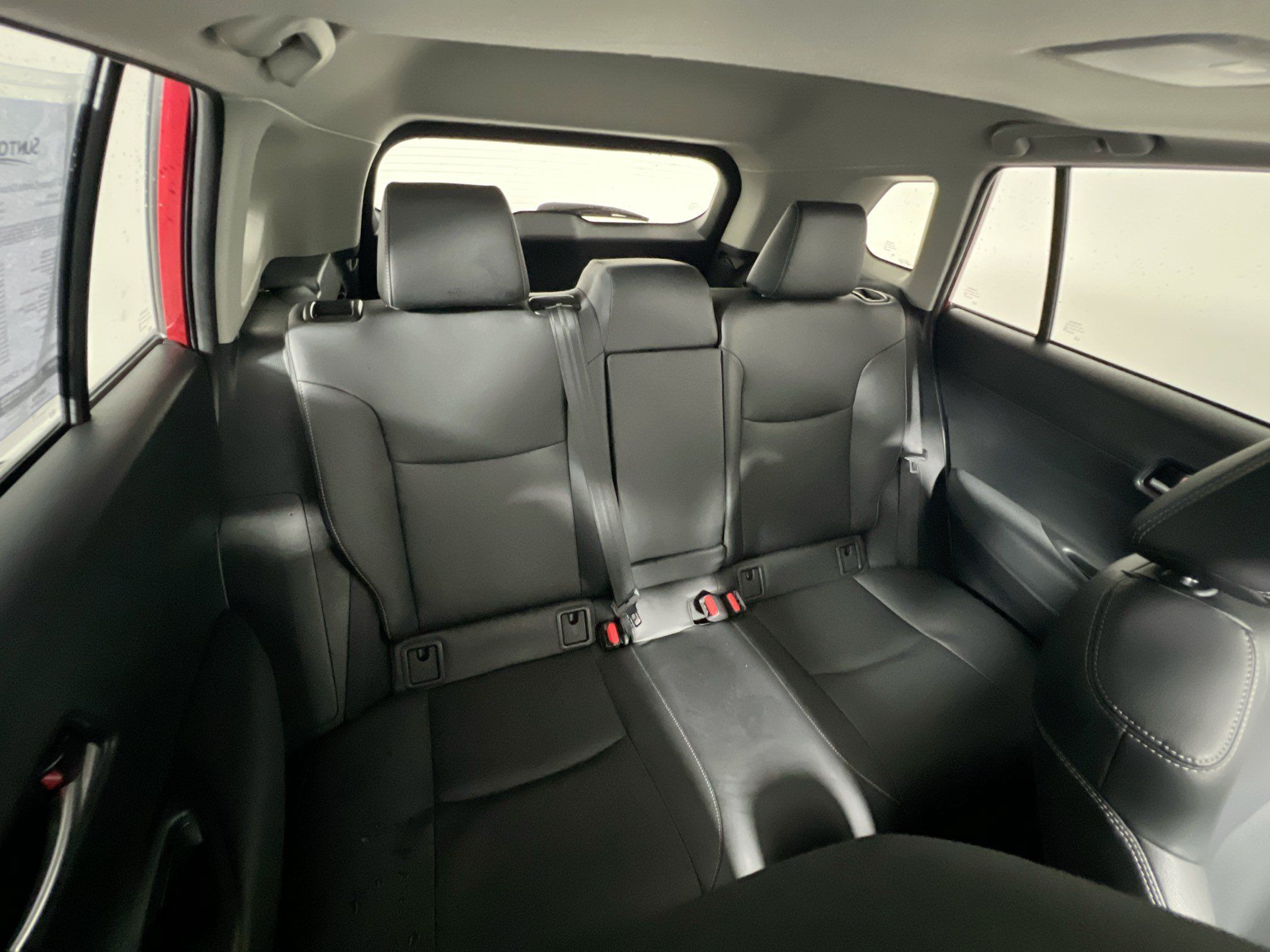 Used 2022 Toyota Corolla Cross XLE w/ Convenience Package FWD image 31