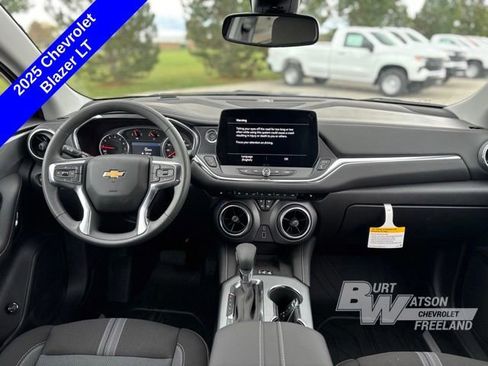 New 2025 Chevrolet Blazer LT w/ Convenience Package image 15