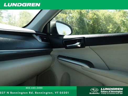 Used 2013 Toyota Camry LE image 35