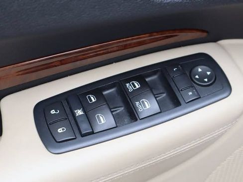 Used 2015 Dodge Durango Citadel w/ Technology Group RWD image 25