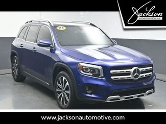 Used 2021 Mercedes-Benz GLB 250 w/ Premium Package video 1