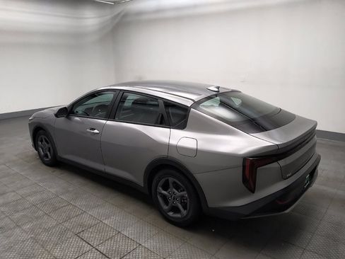 Used 2025 Kia K4 FWD image 3