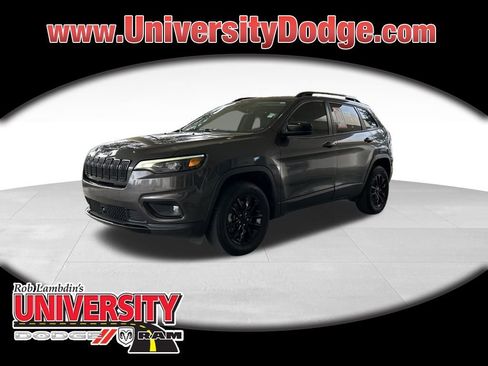 Used 2023 Jeep Cherokee Altitude Lux image 1