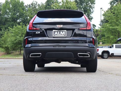 Used 2025 Cadillac XT4 Premium Luxury image 6