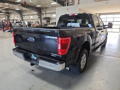 Used 2022 Ford F150 XLT w/ Equipment Group 301A Mid image 5