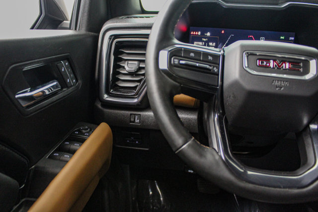 Used 2026 GMC Canyon AT4 w/ Technology Plus Package AWD/4WD image 23