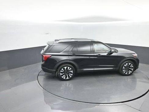 New 2026 Ford Explorer Platinum w/ LUX Leather Package AWD/4WD image 30