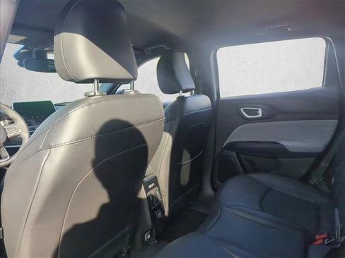 New 2026 Jeep Compass Latitude image 14