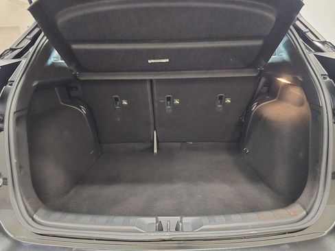 Used 2020 Nissan Kicks SR FWD image 31