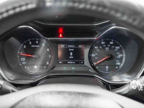 Used 2021 Chevrolet TrailBlazer LT w/ Convenience Package FWD image 24