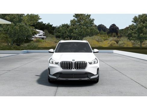 New 2026 BMW X1 xDrive28i w/ Technology Package AWD/4WD image 3