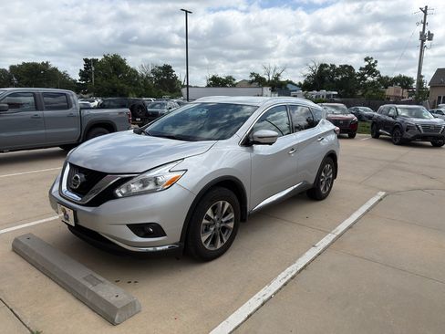Used 2017 Nissan Murano SL AWD/4WD image 3