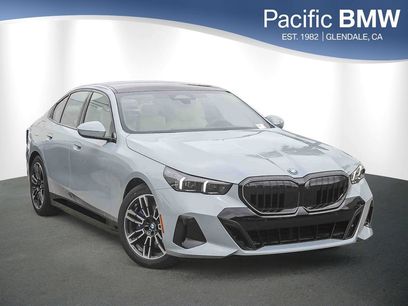 New 2027 BMW 550e xDrive w/ Premium Package
