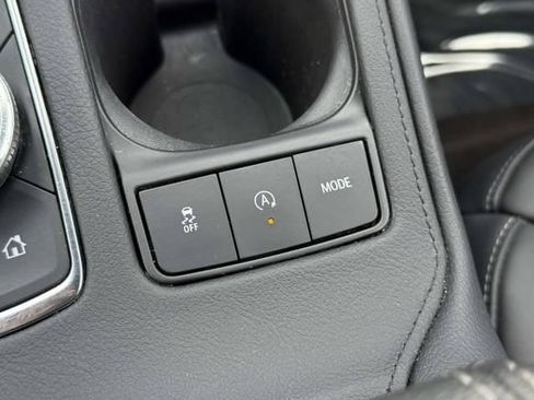 Used 2023 Cadillac XT4 Premium Luxury w/ Cold Weather Package AWD/4WD image 31