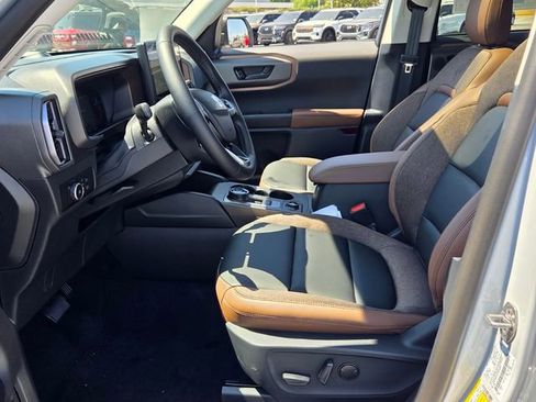 New 2026 Ford Bronco Sport Outer Banks AWD/4WD image 12