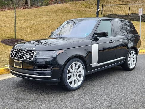 Used 2019 Land Rover Range Rover HSE image 1