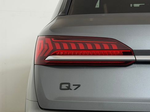 Used 2021 Audi Q7 3.0T Premium Plus w/ Executive Package AWD/4WD image 30