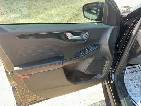 Used 2024 Ford Escape ST-Line w/ Tech Pack #1 image 27