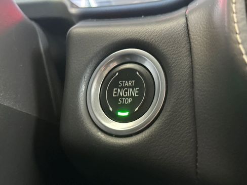 Used 2021 Chevrolet Tahoe Premier image 25