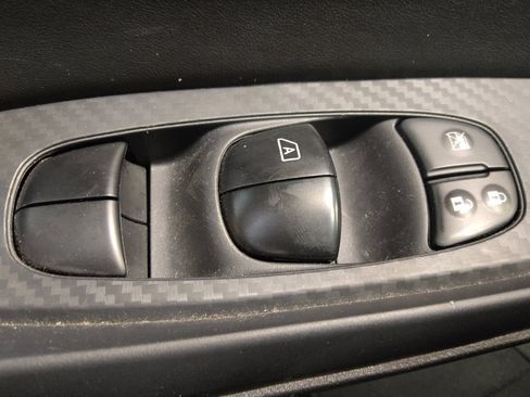 Used 2022 Nissan Sentra SV image 27