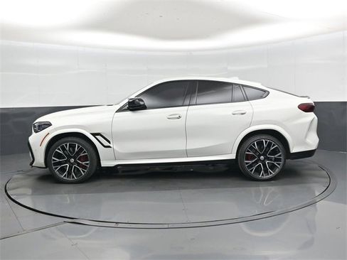 Used 2022 BMW X6 M Base w/ Competition Package image 7