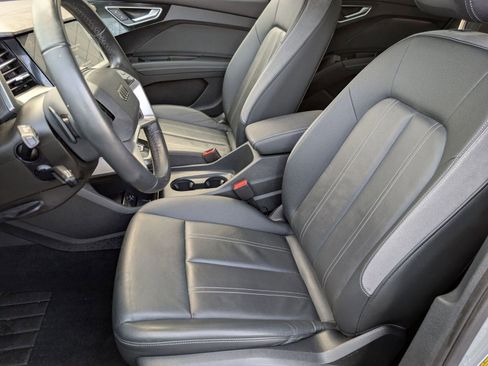 Used 2024 Audi Q4 e-tron Prestige w/ Black Optic Package image 5