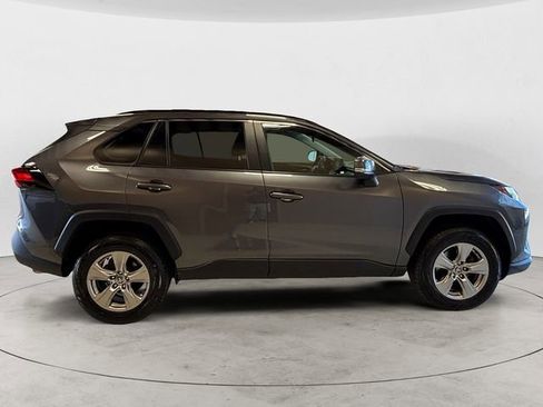 Used 2022 Toyota RAV4 XLE AWD/4WD image 6