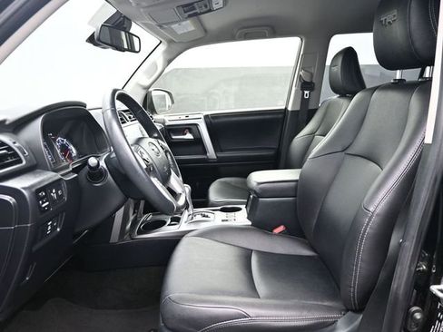 Used 2024 Toyota 4Runner TRD Sport RWD image 6