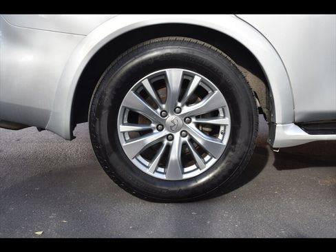 Used 2017 INFINITI QX80 2WD image 39