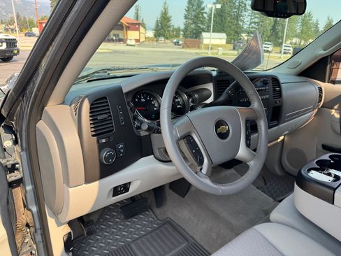 Used 2012 Chevrolet Silverado 2500 LT w/ Interior Plus Package image 9