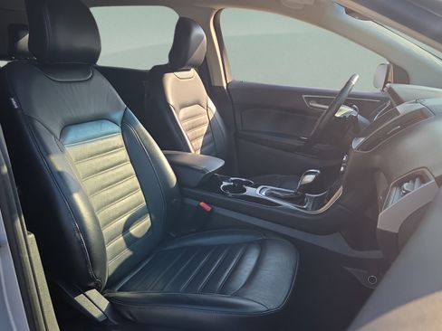 Used 2017 Ford Edge SEL w/ Equipment Group 201A AWD/4WD image 15