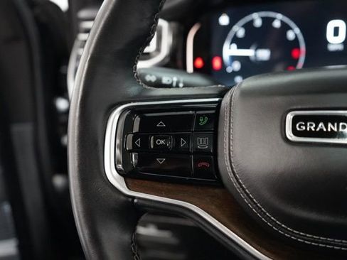Used 2023 Jeep Grand Wagoneer Series II image 23