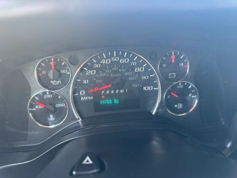 Used 2012 Chevrolet Express 2500 RWD image 11