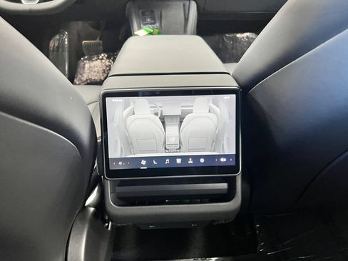 Used 2025 Tesla Model 3 Long Range RWD image 23