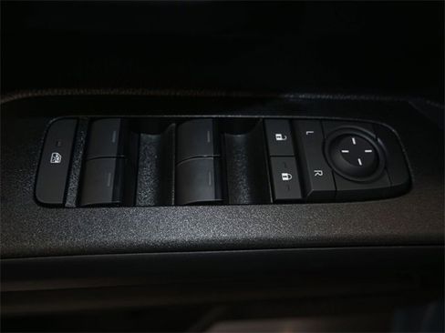 New 2025 Toyota 4Runner SR5 image 10