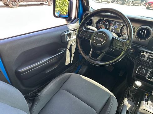 Used 2021 Jeep Gladiator Sport AWD/4WD image 18