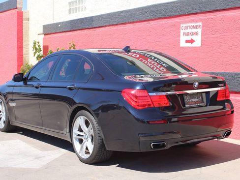Used 2011 BMW 750i RWD image 7