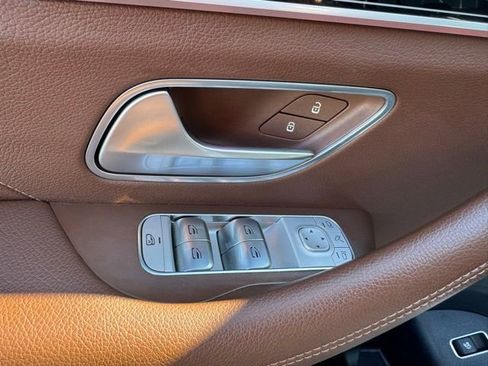 Used 2024 Mercedes-Benz GLS 450 4MATIC image 24