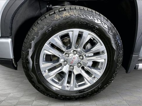 Used 2025 GMC Sierra 1500 Denali w/ Technology Package image 32