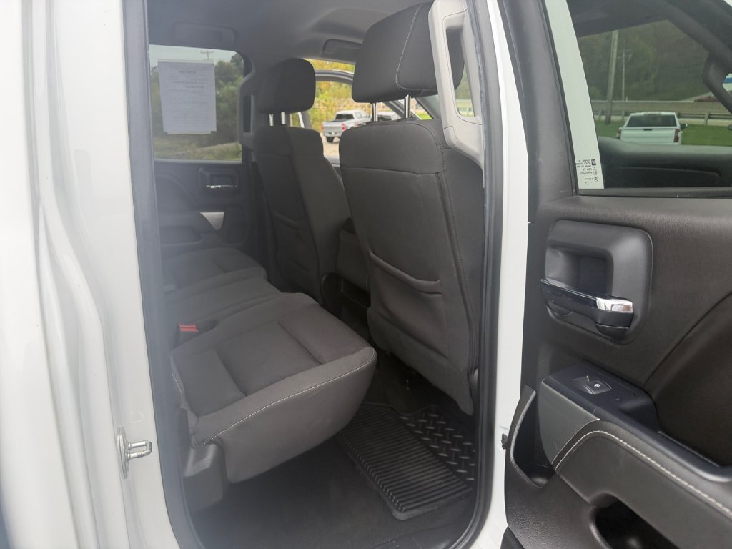 Used 2018 Chevrolet Silverado 1500 LT w/ All Star Edition AWD/4WD image 27