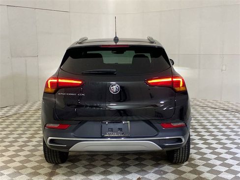 Used 2023 Buick Encore GX Essence image 18