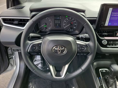 Used 2024 Toyota Corolla SE w/ SE Package image 23