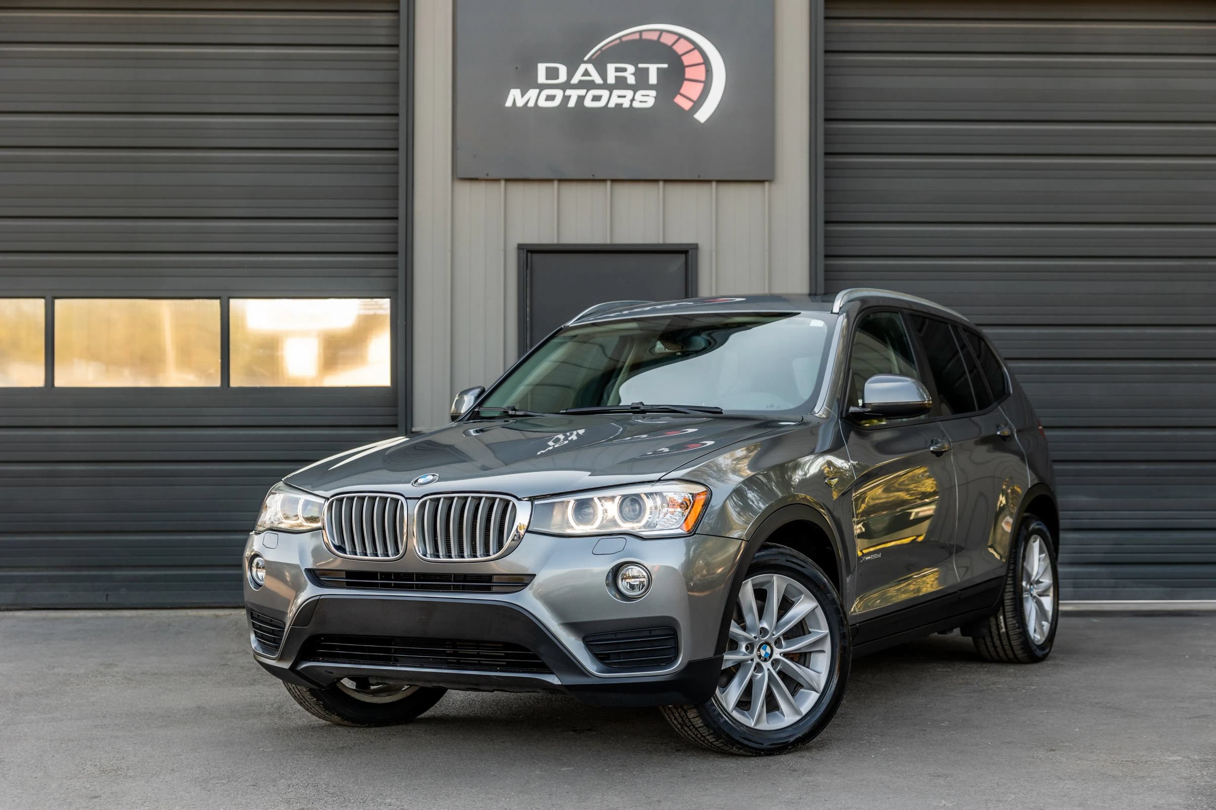 Used 2015 BMW X3 xDrive28d AWD/4WD image 1