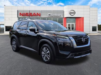 Certified 2025 Nissan Pathfinder SL