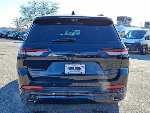 Certified 2024 Jeep Grand Cherokee L Summit image 23