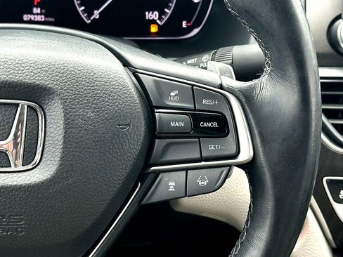 Used 2020 Honda Accord Touring image 25