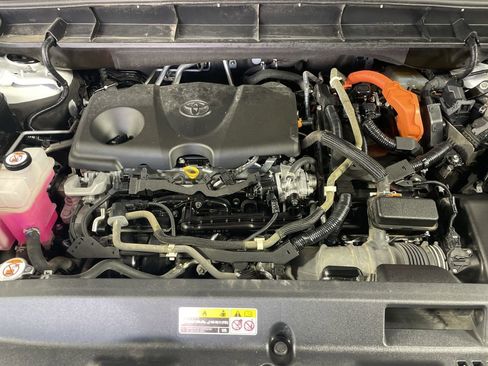 Used 2022 Toyota Highlander Limited image 11